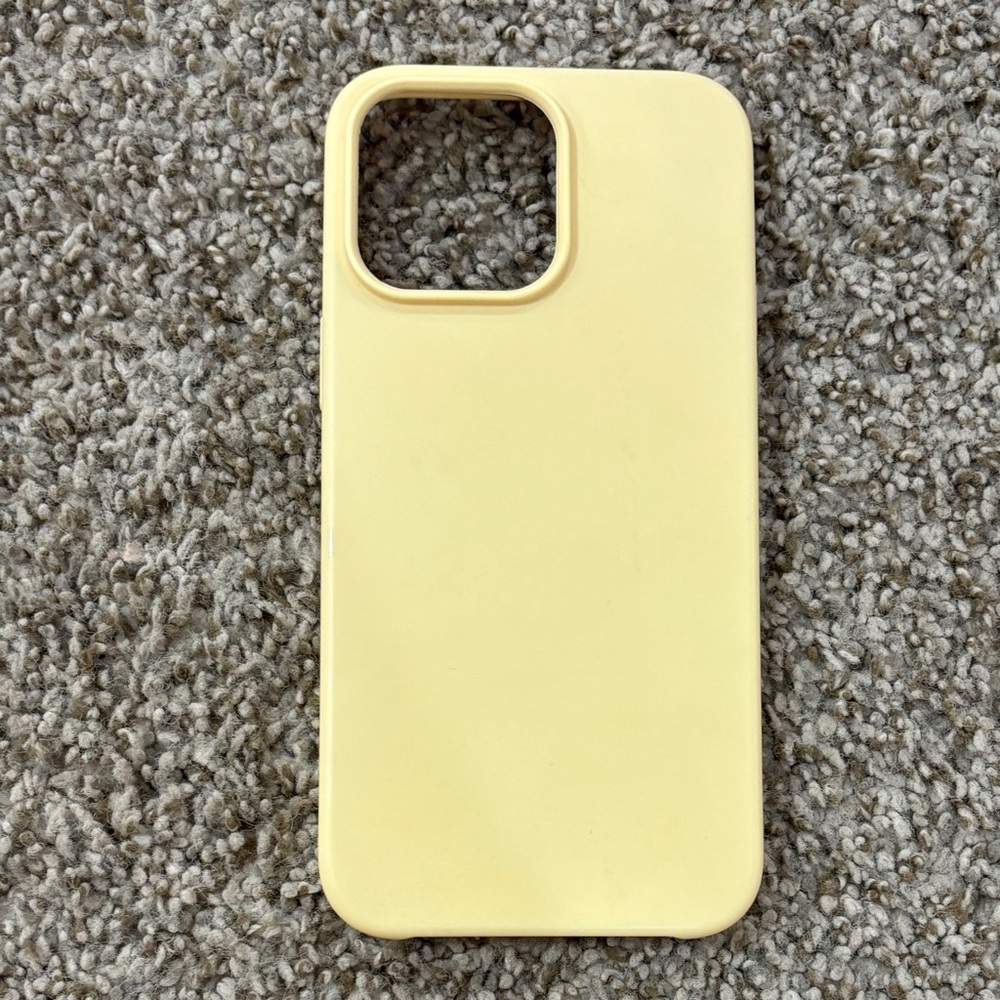 Apple iPhone 14 Pro Max Silicone Case - heyday™ Mist Yellow